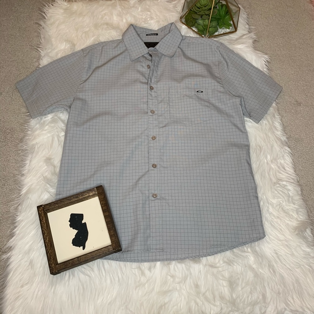 Oakley Button Down - image 2